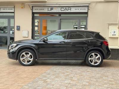 Mercedes-Benz GLA Automatic Sport 2.2 136 cv Nero usata SANTERAMO IN COLLE