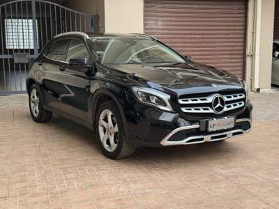 Mercedes-Benz GLA Automatic Sport 2.2 136 cv Nero usata SANTERAMO IN COLLE