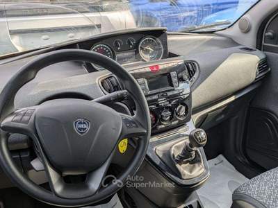 Lancia Ypsilon HYBRID 1.0cc 70cv SENS. PARK CERCHI IN LEGA Grigio usata Roma