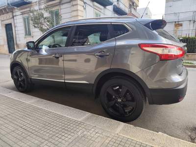 Nissan Qashqai 110CV N-CONNECTA TETTO NAVI Grigio usata CORATO