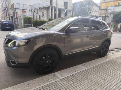 Nissan Qashqai 110CV N-CONNECTA TETTO NAVI Grigio usata CORATO