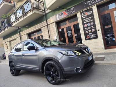 Nissan Qashqai 110CV N-CONNECTA TETTO NAVI Grigio usata CORATO
