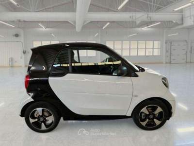 Smart ForTwo Fortwo III 2020 eq Passion 4,6kW Bianco usata Zola Predosa