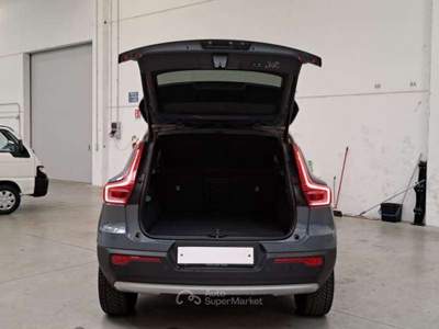 Volvo XC40 XC40 2.0 b4 Momentum Pro awd auto my21 Grigio usata Zola Predosa