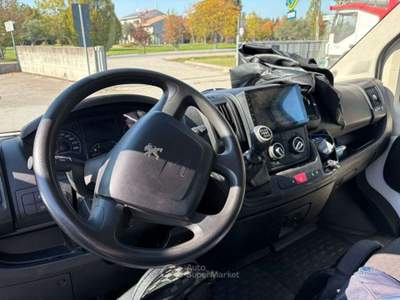 Peugeot Boxer 333 2.0 BlueHDi 130CV PM Carro Attrezzi Patente B Bianco usata Este