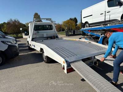 Peugeot Boxer 333 2.0 BlueHDi 130CV PM Carro Attrezzi Patente B Bianco usata Este