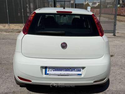 Fiat Punto VAN 1.3 M-JET 5 PORTE 4 POSTI N1 - 2018 Bianco usata Corato