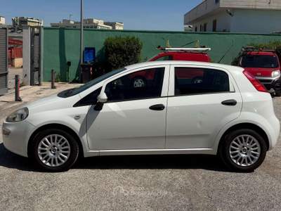 Fiat Punto VAN 1.3 M-JET 5 PORTE 4 POSTI N1 - 2018 Bianco usata Corato