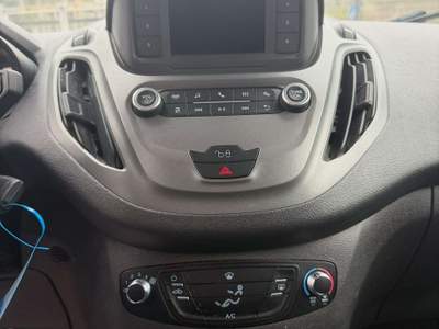 Ford Transit COURIER 1.5 TDCI TREND FURGONE - 2021 Bianco usata Corato