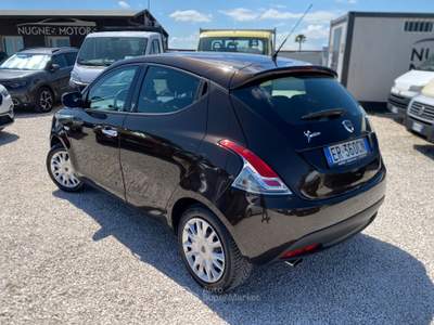 Lancia Ypsilon Unyca UNICO PROPIETARIO,NEOPATENTATI Marrone usata Corato