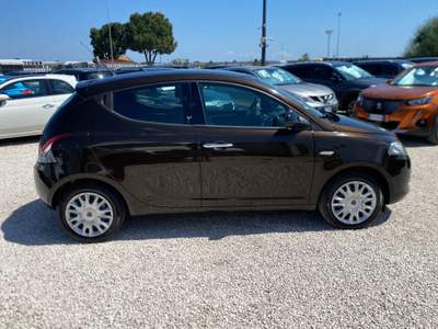 Lancia Ypsilon Unyca UNICO PROPIETARIO,NEOPATENTATI Marrone usata Corato