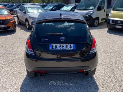 Lancia Ypsilon Unyca UNICO PROPIETARIO,NEOPATENTATI Marrone usata Corato