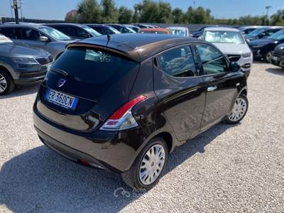 Lancia Ypsilon Unyca UNICO PROPIETARIO,NEOPATENTATI Marrone usata Corato