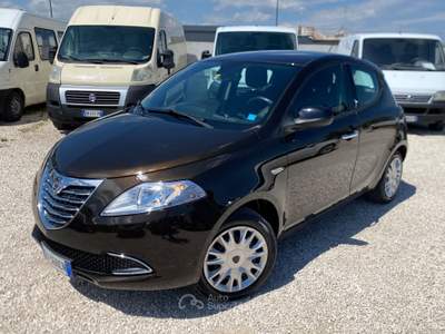 Lancia Ypsilon Unyca UNICO PROPIETARIO,NEOPATENTATI Marrone usata Corato