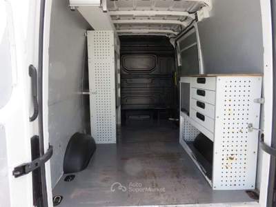 Volkswagen Crafter 30 2.0 BiTDI 177CV 4Motion L3 H3 Business Bianco usata Tolentino