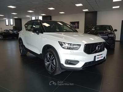 Volvo XC40 T5 Recharge Plug-in Hybrid R-design OFFERTA PROMO! Bianco usata Spinea