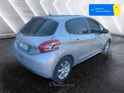 Peugeot 208 Active 1.2 VTi 82cv Grigio usata Gerenzano