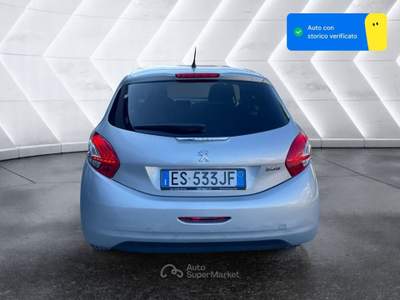 Peugeot 208 Active 1.2 VTi 82cv Grigio usata Gerenzano