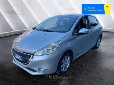 Peugeot 208 Active 1.2 VTi 82cv Grigio usata Gerenzano