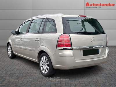 Opel Zafira 2ª serie 1.9 CDTI 120CV Enjoy Oro usata Torino