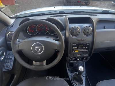 Dacia Duster 1.6 GPL 110cv 4X2 Laureate - OK NEOPATENTATI - NON RICONDIZIONATA usata Meda