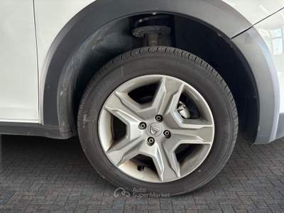 Dacia Sandero II 0.9 tce turbo Laureate Gpl s&s 90cv Bianco usata Torino