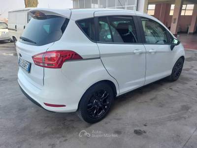 Ford B-Max FORD B- MAX 1.5 TDCI 75 CV Bianco usata Mirabella Eclano