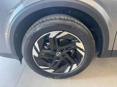 Nissan Qashqai MHEV 158 CV Xtronic N-Connecta Grigio usata Spoltore