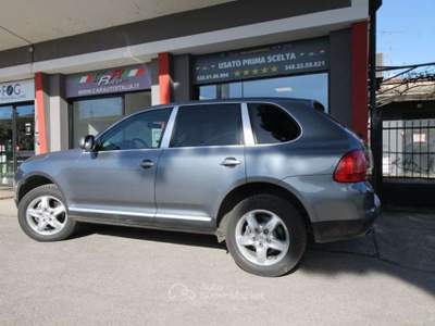 Porsche Cayenne 3.2 V6 cat Grigio usata Rezzato