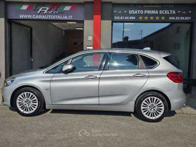 BMW Serie 2 218d 216 d Active Tourer Luxury Automatica Pelle Navi LED + Argento usata Rezzato