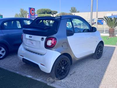 Smart ForTwo 90 0.9 Turbo BRABUS Style Bianco usata Sant'Anastasia
