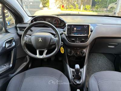 Peugeot 208 5 porte Active Grigio usata Genova