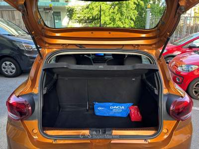 Dacia Sandero Stepway 1.0 TCe 100 CV ECO-G Comfort Bronzo usata Genova