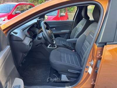 Dacia Sandero Stepway 1.0 TCe 100 CV ECO-G Comfort Bronzo usata Genova