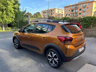Dacia Sandero Stepway 1.0 TCe 100 CV ECO-G Comfort Bronzo usata Genova