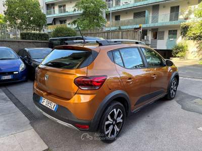 Dacia Sandero Stepway 1.0 TCe 100 CV ECO-G Comfort Bronzo usata Genova
