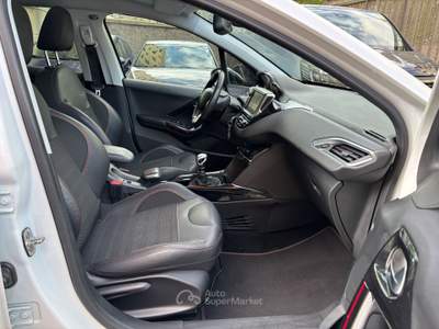 Peugeot 2008 S&S GT Line Bianco usata Genova