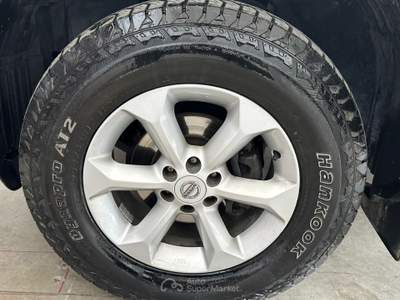 Nissan Navara 4 porte Double Cab XE Blu/Azzurro usata Valsamoggia