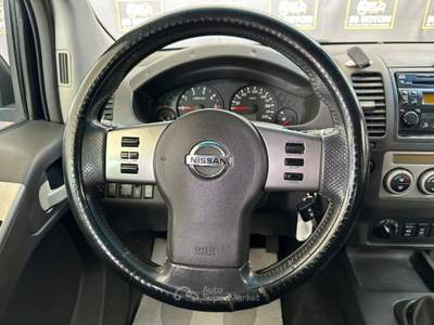 Nissan Navara 4 porte Double Cab XE Blu/Azzurro usata Valsamoggia