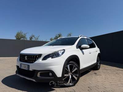 Peugeot 2008 1.6 HDi 100cv Allure - 2017 Bianco usata Corato