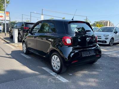Smart ForFour 70 1.0 Passion Cambio automatico Nero usata Roma