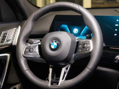 BMW X1 X-DRIVE MHEV 48V M-SPORT Automatico Virtual Pelle Totale Tetto Panoramico ed elettrico Cerchi da 18 . AUTO - DIREZIONALE BMW - Grigio usata Pesaro