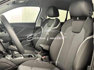 Audi Q2 35 TFSI S tronic S line Edition Blu/Azzurro usata Busto Arsizio