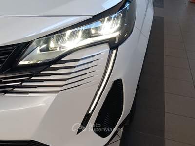Peugeot 3008 S&S EAT8 Active Pack Bianco usata Torre Annunziata