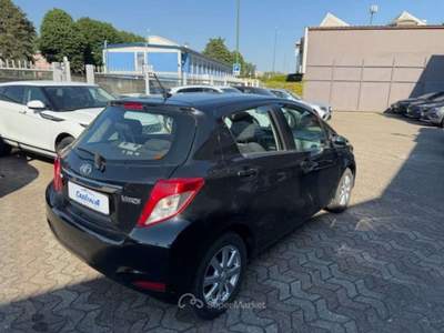 Toyota Yaris 1.3 5 porte Active Nero usata Sesto San Giovanni