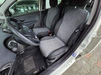 Lancia Ypsilon 5 porte GPL Ecochic Gold Bianco usata Cotignola