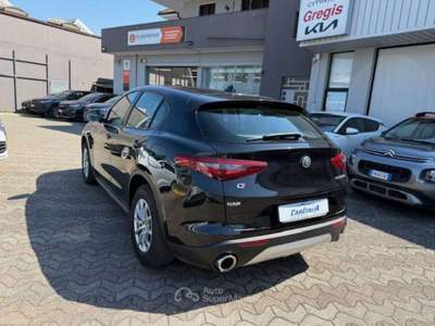 Alfa Romeo Stelvio 2.2 Turbodiesel 190 CV AT8 Q4 Business Nero usata Sesto San Giovanni