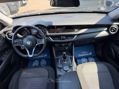 Alfa Romeo Stelvio 2.2 Turbodiesel 190 CV AT8 Q4 Business Nero usata Sesto San Giovanni