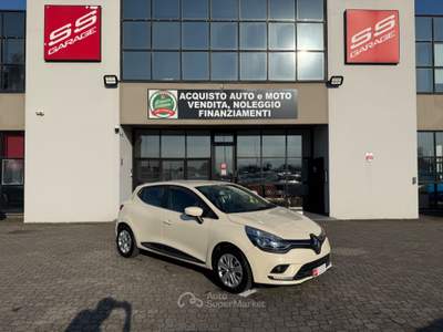 Renault Clio 5 porte Zen Beige usata Calestano