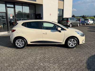 Renault Clio 5 porte Zen Beige usata Calestano